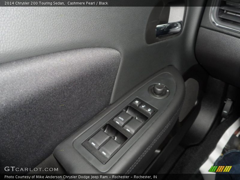 Cashmere Pearl / Black 2014 Chrysler 200 Touring Sedan