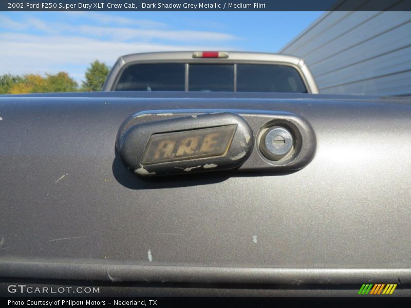 Dark Shadow Grey Metallic / Medium Flint 2002 Ford F250 Super Duty XLT Crew Cab