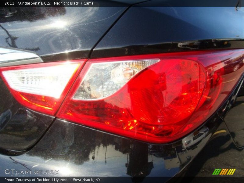 Midnight Black / Camel 2011 Hyundai Sonata GLS