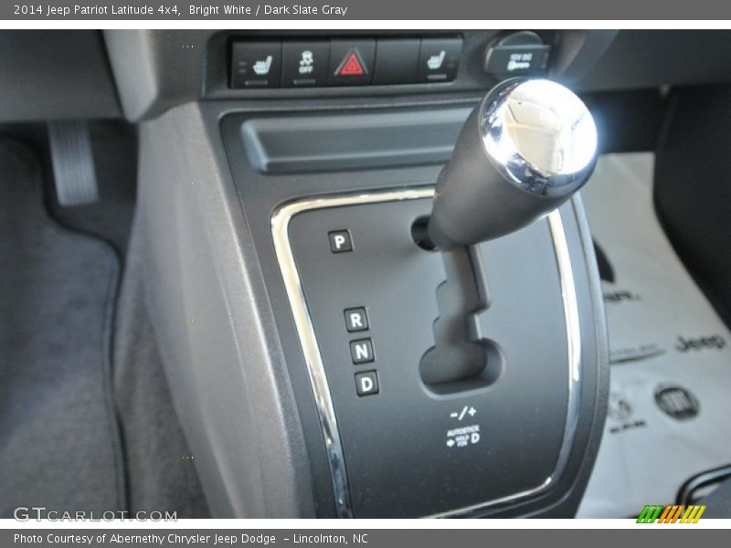 Bright White / Dark Slate Gray 2014 Jeep Patriot Latitude 4x4