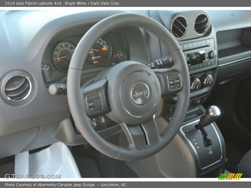 Bright White / Dark Slate Gray 2014 Jeep Patriot Latitude 4x4