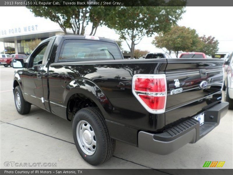 Tuxedo Black Metallic / Steel Gray 2013 Ford F150 XL Regular Cab