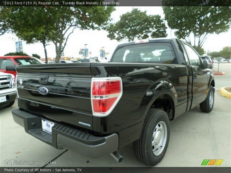 Tuxedo Black Metallic / Steel Gray 2013 Ford F150 XL Regular Cab