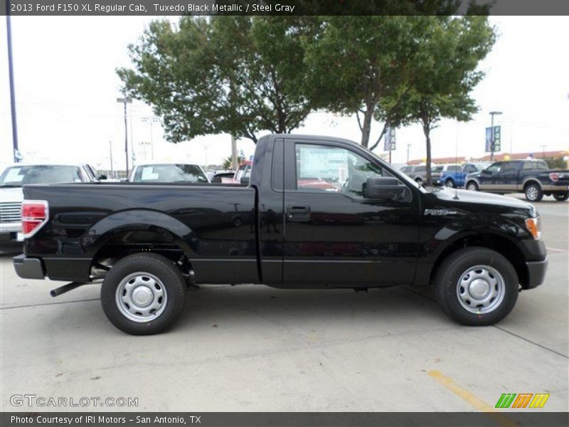 Tuxedo Black Metallic / Steel Gray 2013 Ford F150 XL Regular Cab