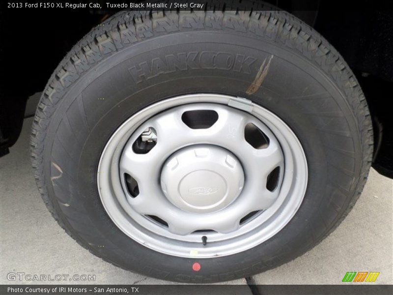 Tuxedo Black Metallic / Steel Gray 2013 Ford F150 XL Regular Cab