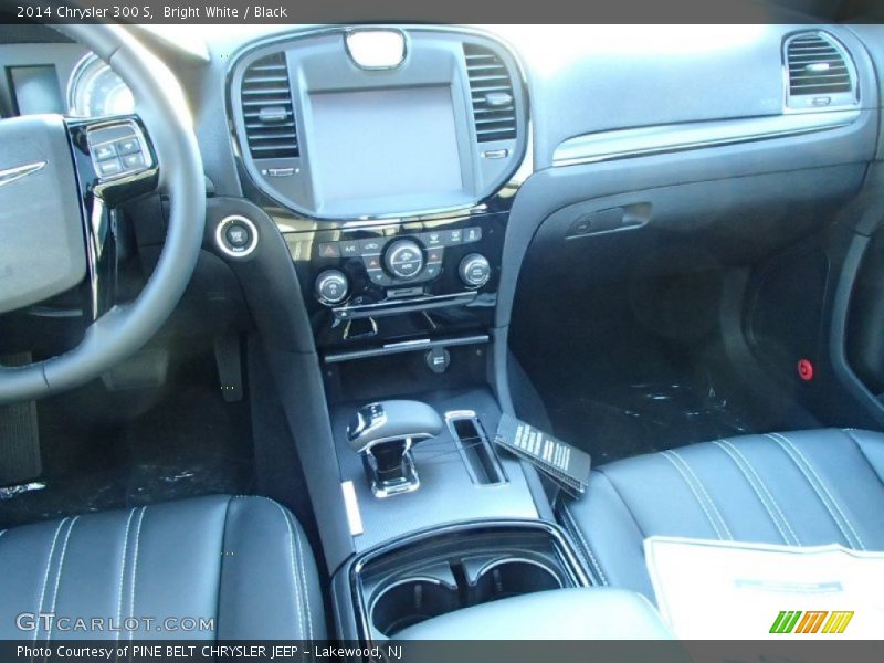 Bright White / Black 2014 Chrysler 300 S