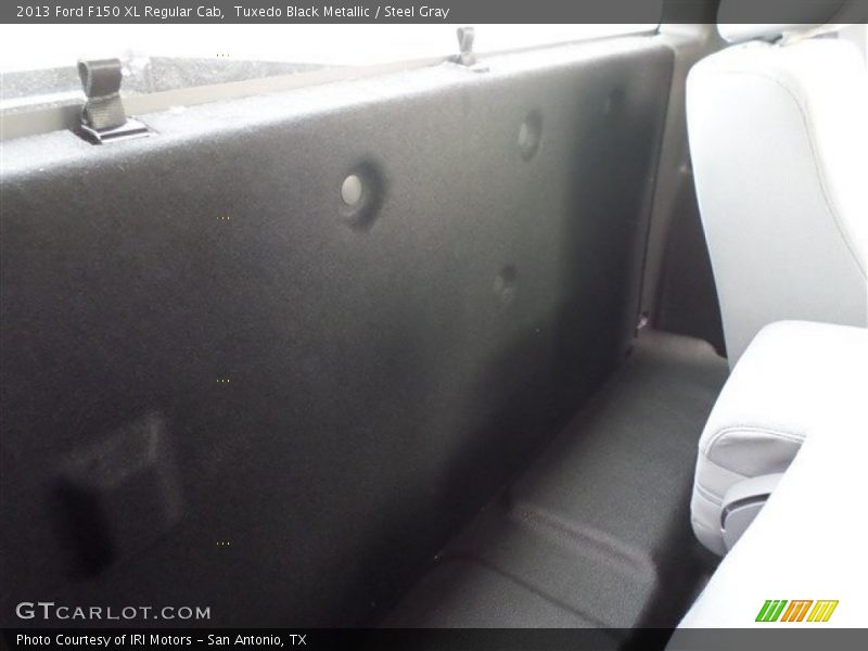 Tuxedo Black Metallic / Steel Gray 2013 Ford F150 XL Regular Cab