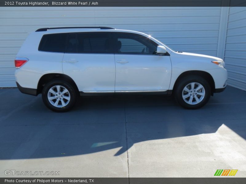 Blizzard White Pearl / Ash 2012 Toyota Highlander