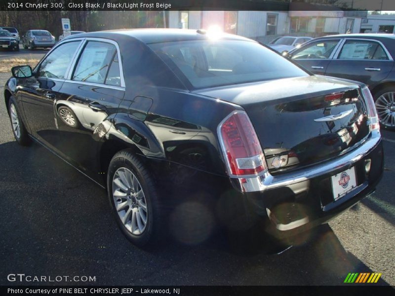 Gloss Black / Black/Light Frost Beige 2014 Chrysler 300