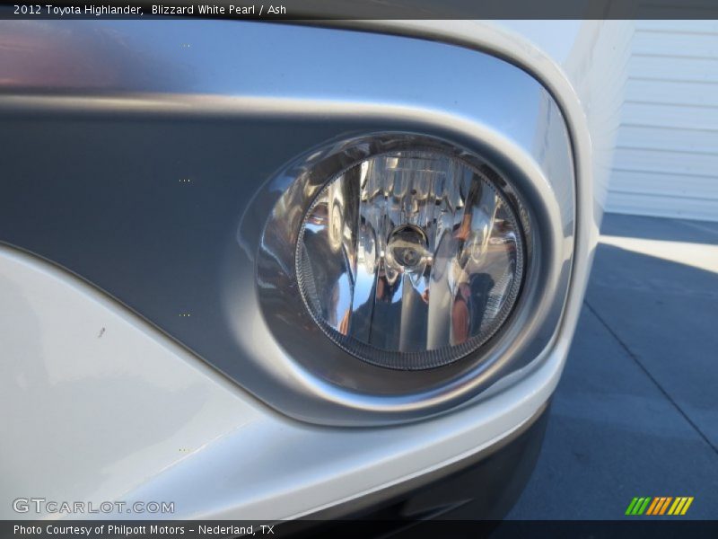 Blizzard White Pearl / Ash 2012 Toyota Highlander