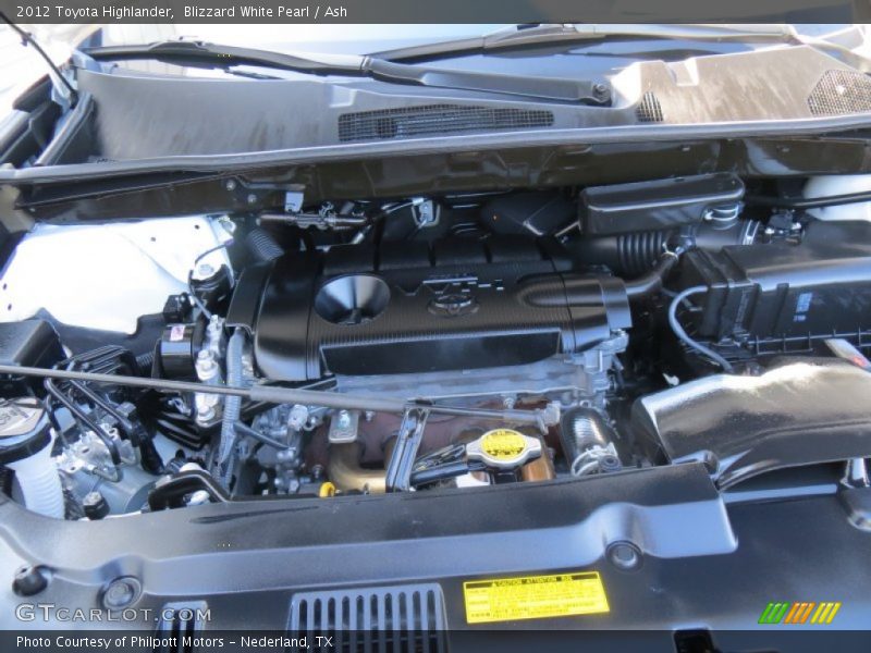 Blizzard White Pearl / Ash 2012 Toyota Highlander