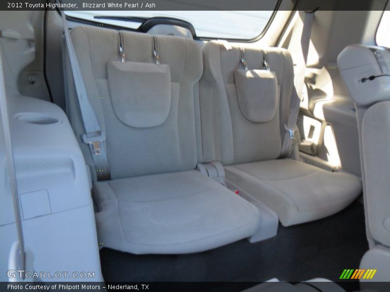 Blizzard White Pearl / Ash 2012 Toyota Highlander
