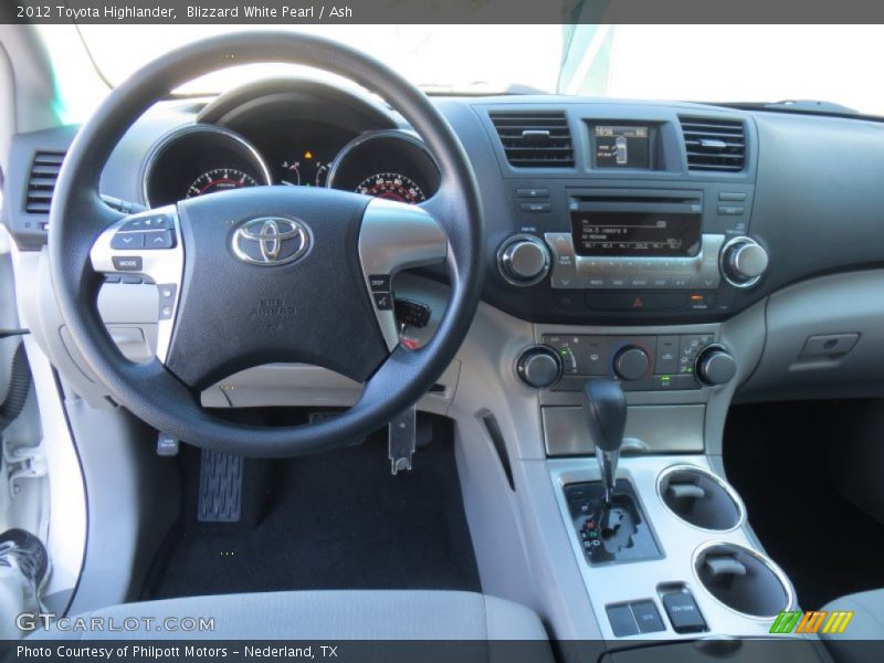 Blizzard White Pearl / Ash 2012 Toyota Highlander