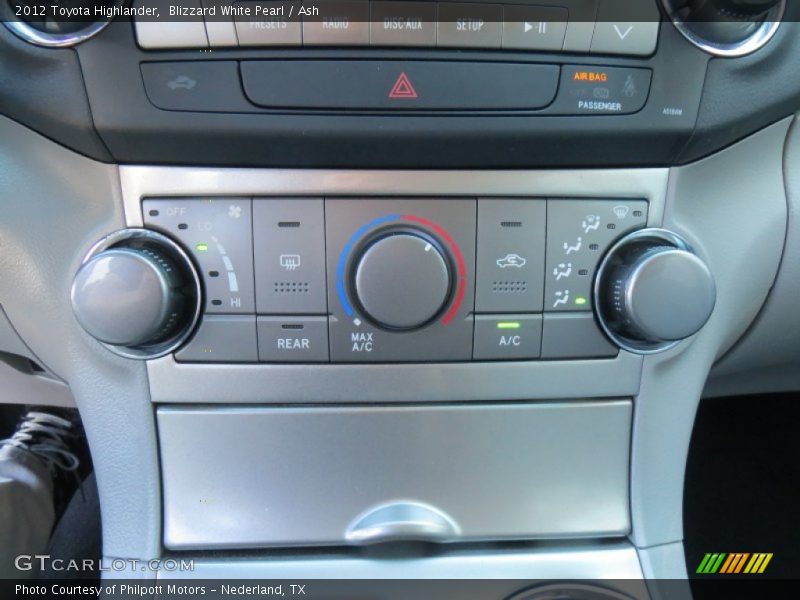 Blizzard White Pearl / Ash 2012 Toyota Highlander