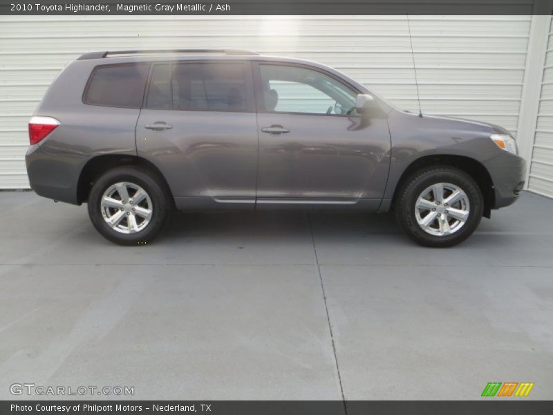 Magnetic Gray Metallic / Ash 2010 Toyota Highlander