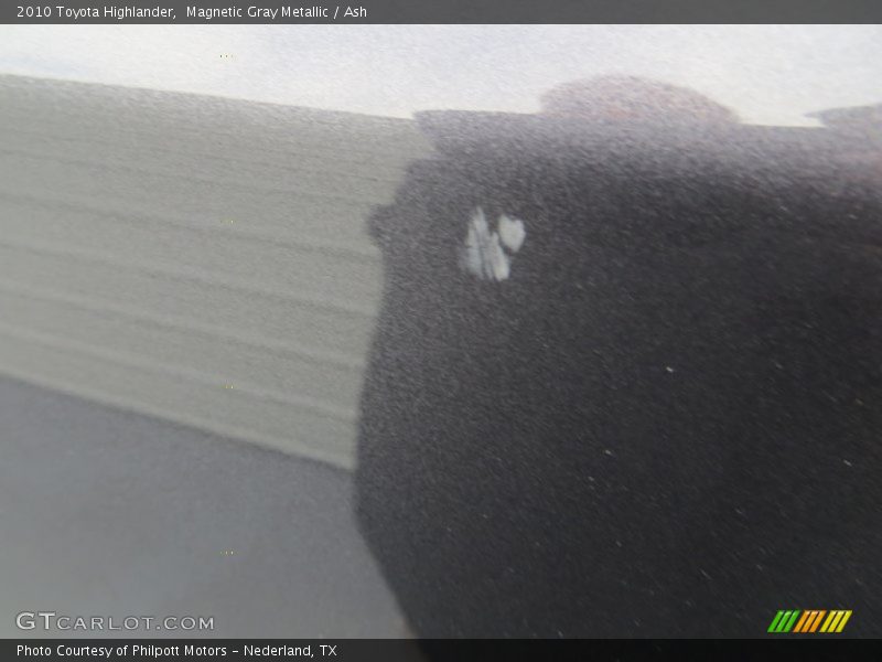 Magnetic Gray Metallic / Ash 2010 Toyota Highlander