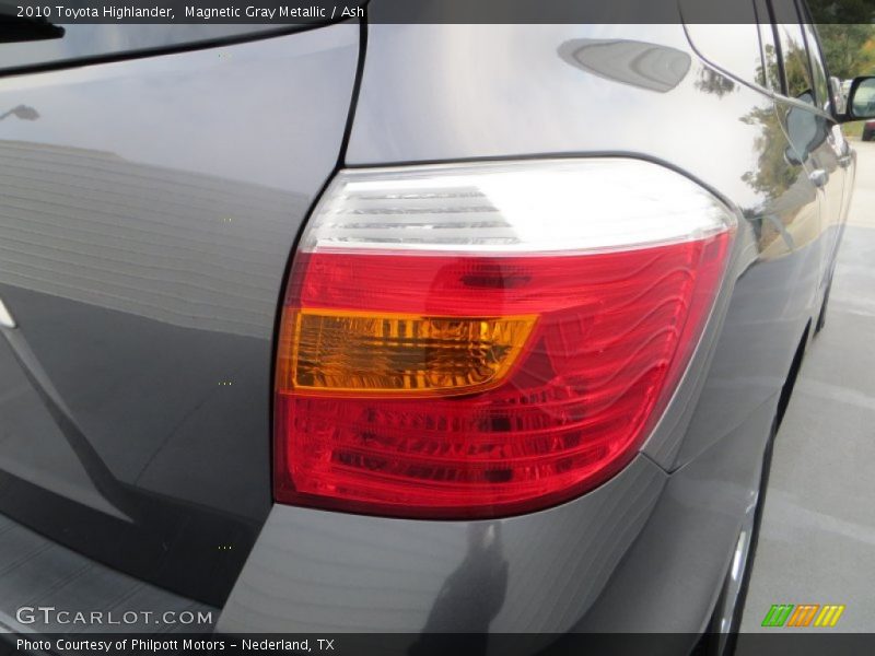 Magnetic Gray Metallic / Ash 2010 Toyota Highlander