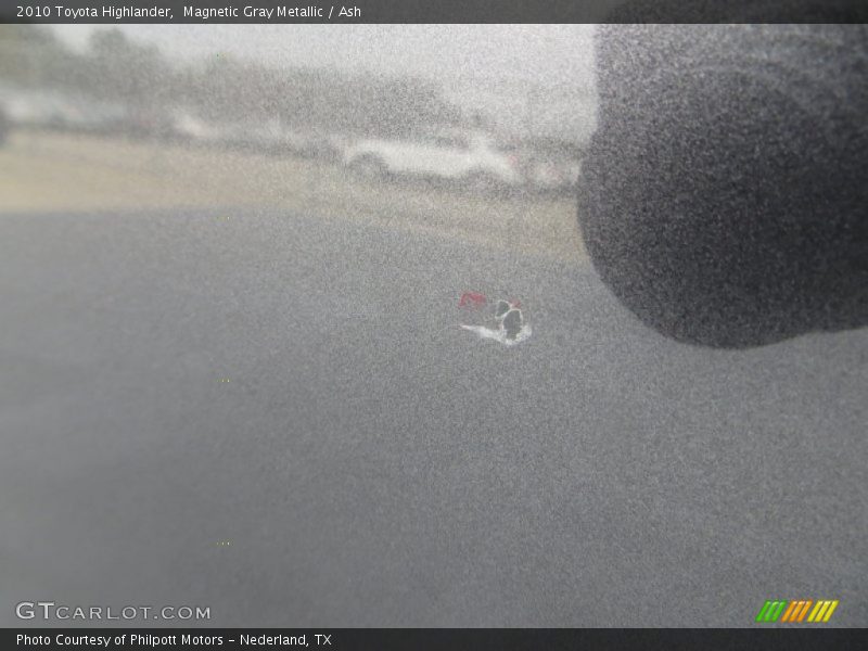Magnetic Gray Metallic / Ash 2010 Toyota Highlander