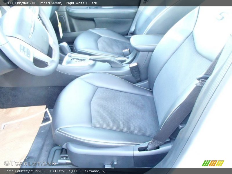 Bright White / Black 2014 Chrysler 200 Limited Sedan