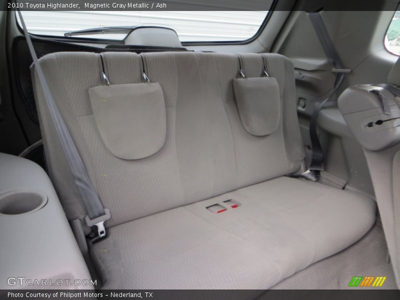 Magnetic Gray Metallic / Ash 2010 Toyota Highlander