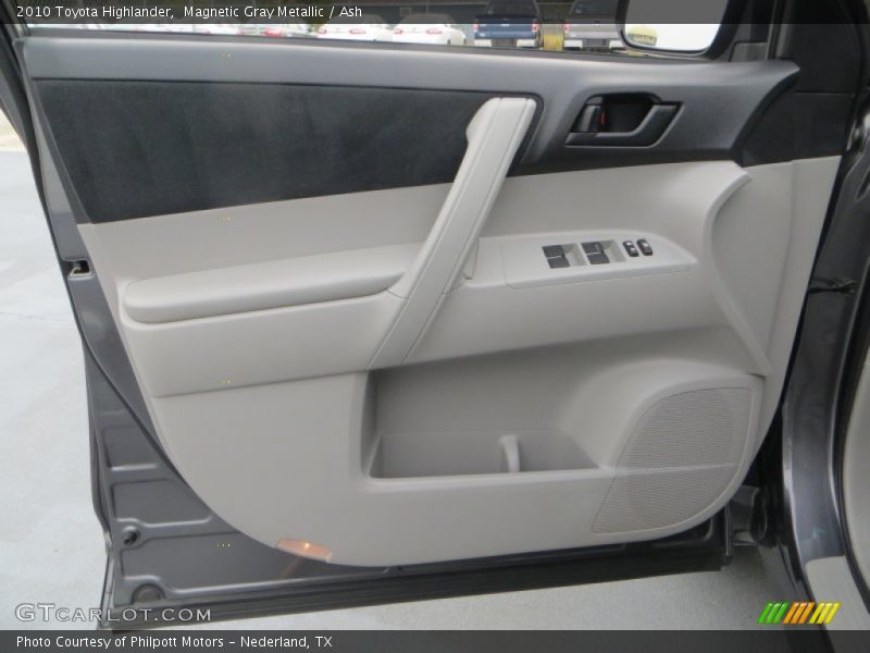Magnetic Gray Metallic / Ash 2010 Toyota Highlander