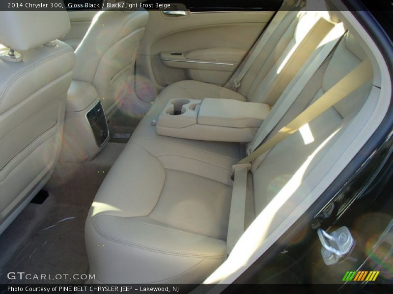 Gloss Black / Black/Light Frost Beige 2014 Chrysler 300