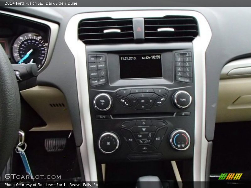 Dark Side / Dune 2014 Ford Fusion SE
