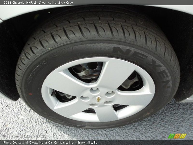 Silver Ice Metallic / Gray 2011 Chevrolet HHR LS