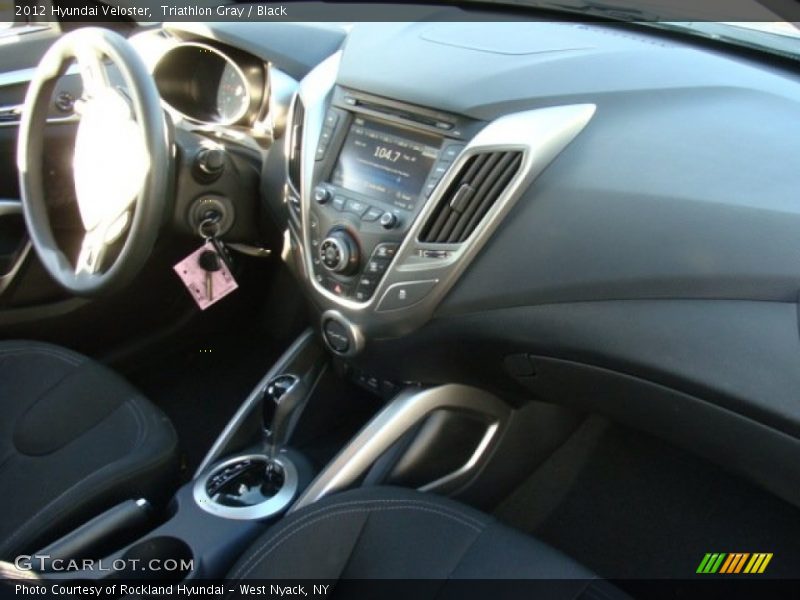 Triathlon Gray / Black 2012 Hyundai Veloster