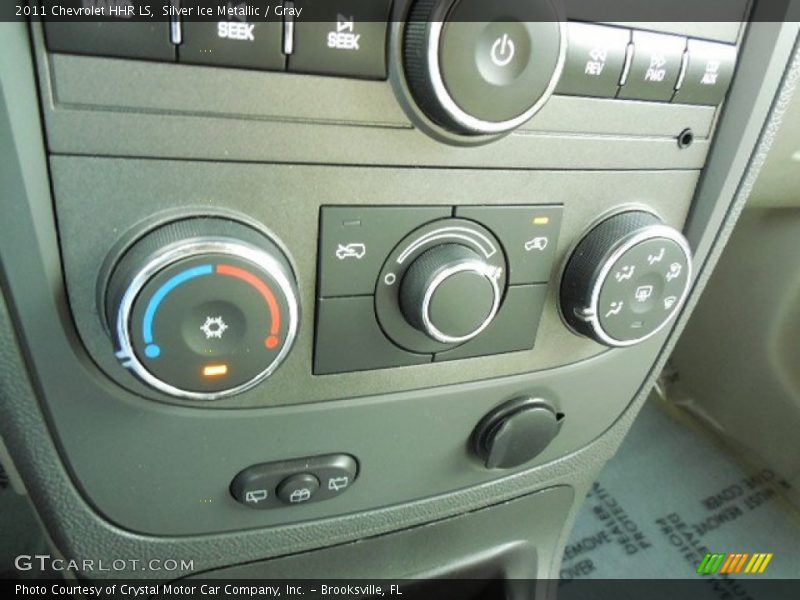 Silver Ice Metallic / Gray 2011 Chevrolet HHR LS