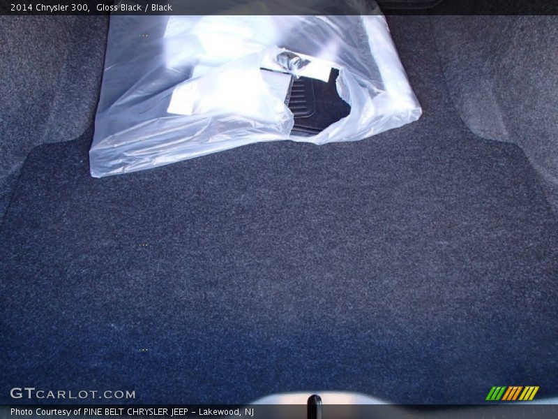 Gloss Black / Black 2014 Chrysler 300