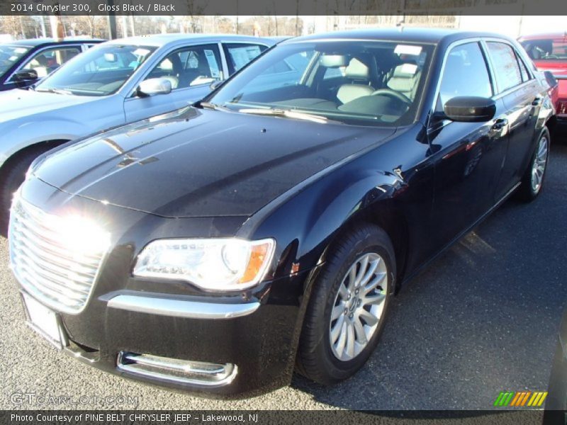Gloss Black / Black 2014 Chrysler 300