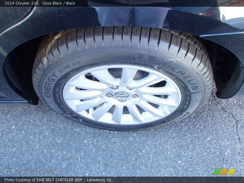 Gloss Black / Black 2014 Chrysler 300
