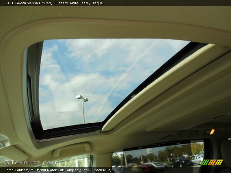 Blizzard White Pearl / Bisque 2011 Toyota Sienna Limited