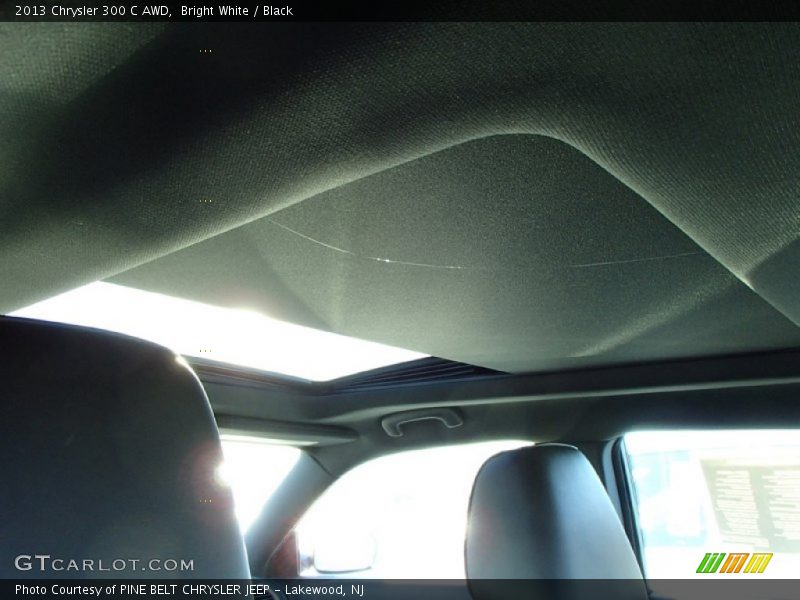 Bright White / Black 2013 Chrysler 300 C AWD
