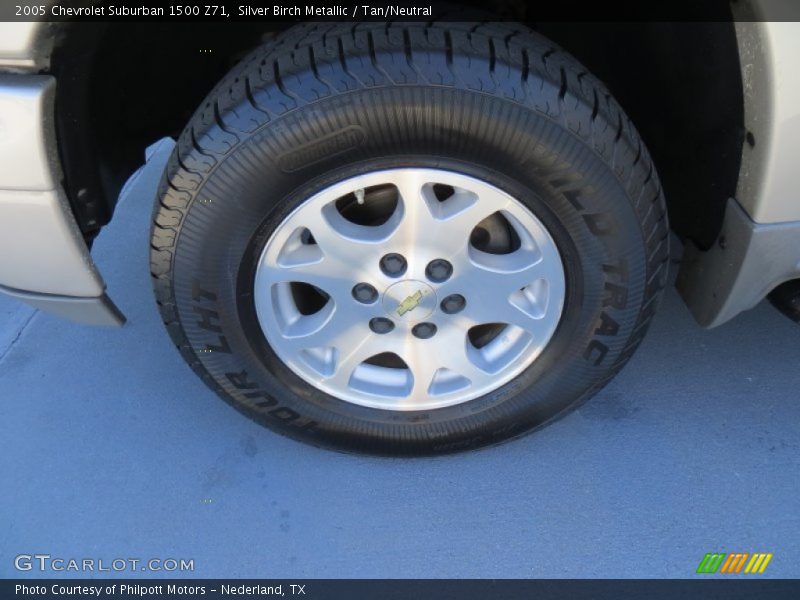 Silver Birch Metallic / Tan/Neutral 2005 Chevrolet Suburban 1500 Z71