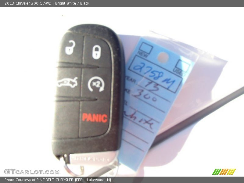 Bright White / Black 2013 Chrysler 300 C AWD