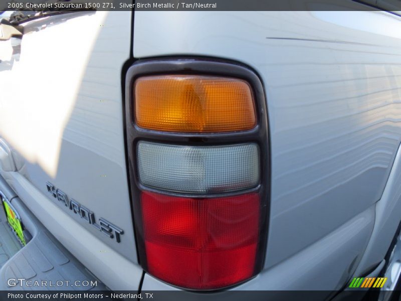 Silver Birch Metallic / Tan/Neutral 2005 Chevrolet Suburban 1500 Z71
