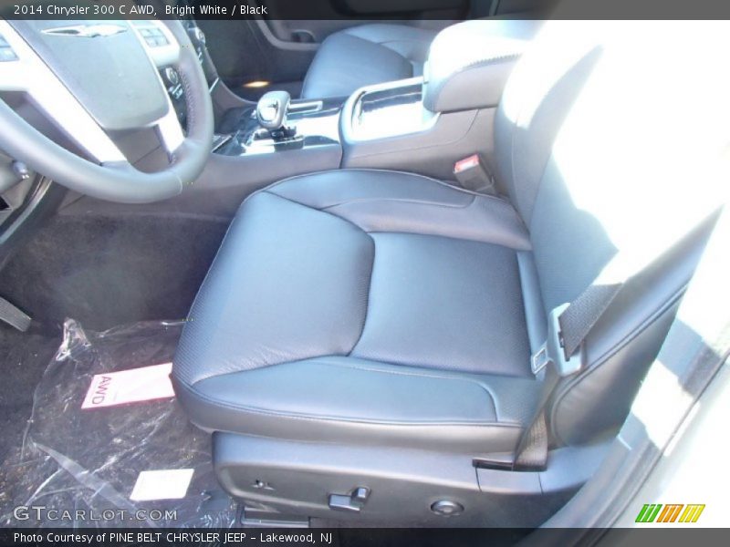 Bright White / Black 2014 Chrysler 300 C AWD