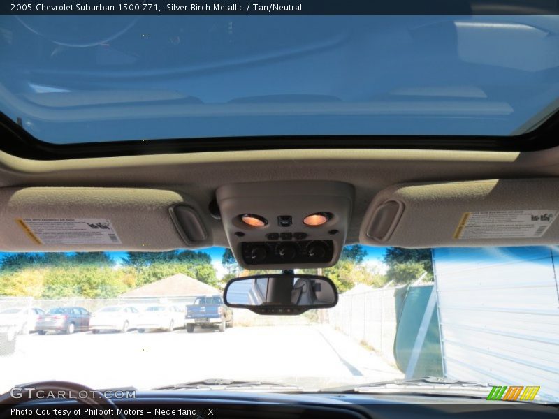 Silver Birch Metallic / Tan/Neutral 2005 Chevrolet Suburban 1500 Z71