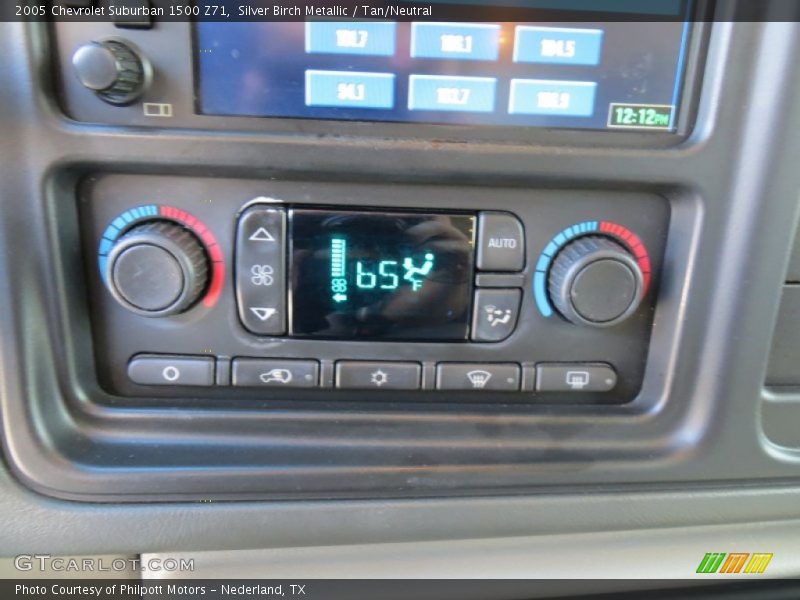 Silver Birch Metallic / Tan/Neutral 2005 Chevrolet Suburban 1500 Z71