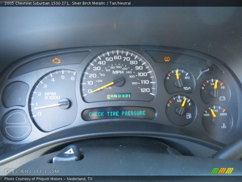 Silver Birch Metallic / Tan/Neutral 2005 Chevrolet Suburban 1500 Z71