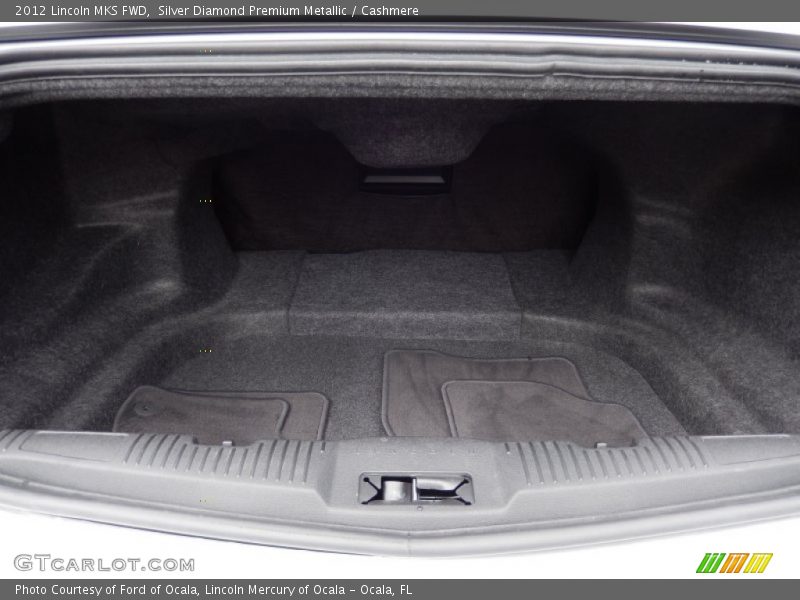  2012 MKS FWD Trunk