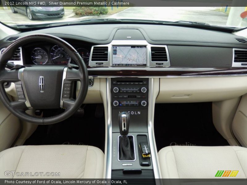 Dashboard of 2012 MKS FWD