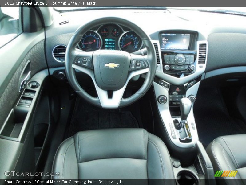 Summit White / Jet Black 2013 Chevrolet Cruze LT