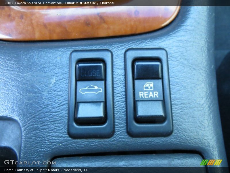 Lunar Mist Metallic / Charcoal 2003 Toyota Solara SE Convertible