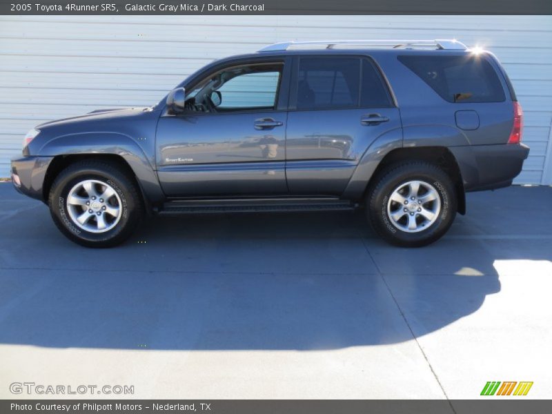 Galactic Gray Mica / Dark Charcoal 2005 Toyota 4Runner SR5