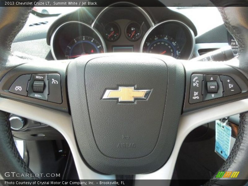 Summit White / Jet Black 2013 Chevrolet Cruze LT