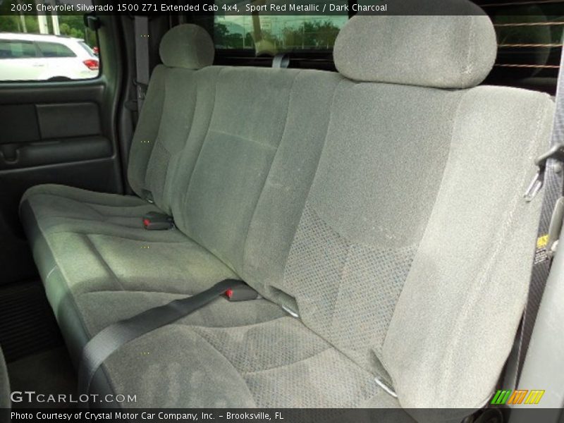 Sport Red Metallic / Dark Charcoal 2005 Chevrolet Silverado 1500 Z71 Extended Cab 4x4