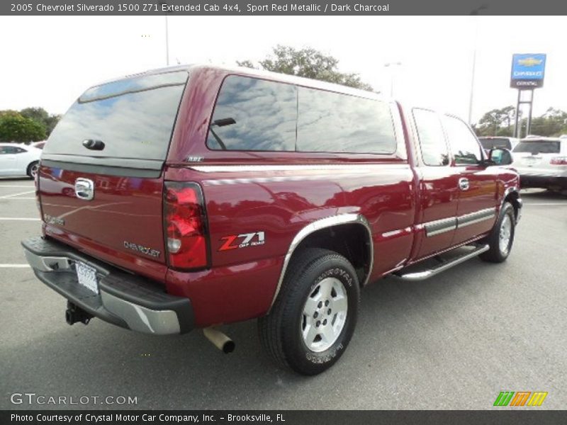 Sport Red Metallic / Dark Charcoal 2005 Chevrolet Silverado 1500 Z71 Extended Cab 4x4